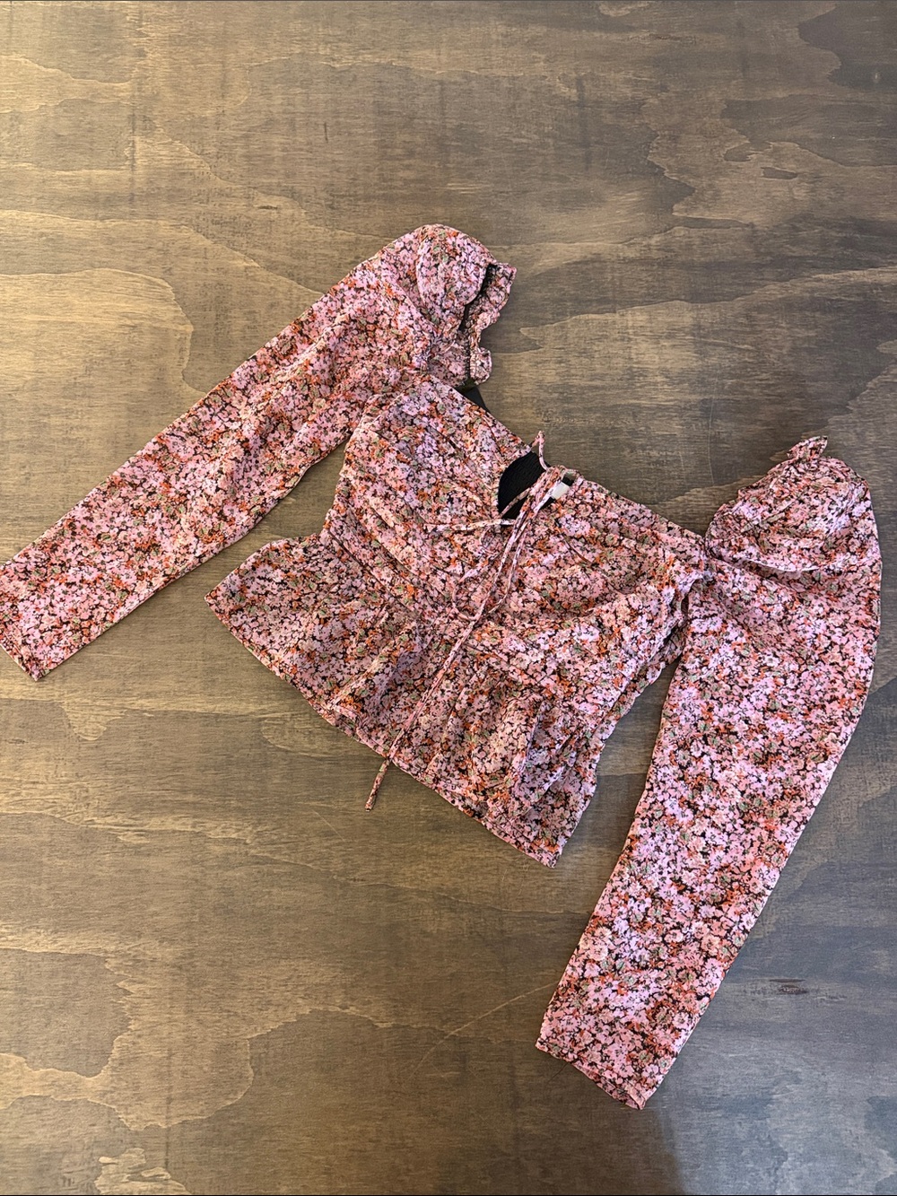 Astr the Label Floral Pink Puff-Sleeve Women's Top
